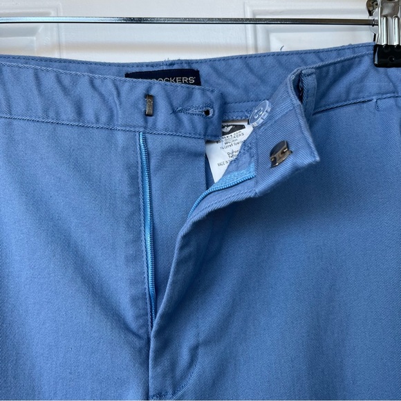 •Dockers• Stain Defenders Flat Front Cropped Pants - Size 14 - Picture 4 of 8